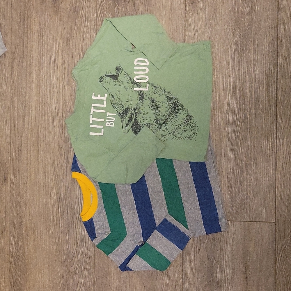 Old Navy long sleeve tees, 2 pack, 3T